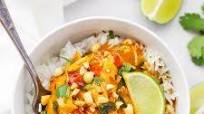 Slow Cooker Pumpkin Chicken Curry (Paleo, Whole30-Friendly) Slow Cooker Pumpkin Chicken Curry (Paleo, Whole30-Friendly)