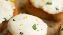 Whipped Ricotta Crostini with Honey & Lemon Whipped Ricotta Crostini with Honey & Lemon