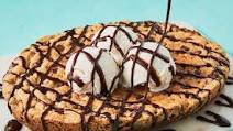 Slow Cooker Chocolate Chip Cookie Slow Cooker Chocolate Chip Cookie