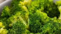 Instant Pot Broccoli with an Easy Lemon Butter Sauce Instant Pot Broccoli with an Easy Lemon Butter Sauce