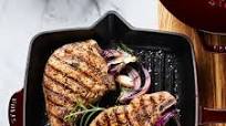 Pan-Grilled Pork Chops with Red Onions Pan-Grilled Pork Chops with Red Onions