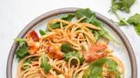 Spicy Lobster Pasta with Cherry Tomatoes and Arugula Spicy Lobster Pasta with Cherry Tomatoes and Arugula