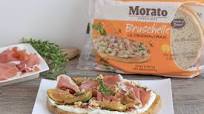 Bruschetta con robiola, prosciutto crudo, noci e fichi all’aceto balsamico Bruschetta con robiola, prosciutto crudo, noci e fichi all’aceto balsamico