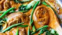 Pata Kare-Kare (Pork Hocks in Rich Peanut Sauce) Pata Kare-Kare (Pork Hocks in Rich Peanut Sauce)
