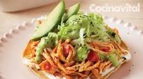 Tostadas de tinga de pollo en salsa verde ¡En 6 pasos Tostadas de tinga de pollo en salsa verde ¡En 6 pasos