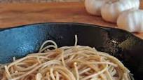 Whole-Wheat Spaghetti with Garlic & Olive Oil Whole-Wheat Spaghetti with Garlic & Olive Oil