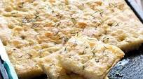 Focaccia morbida: Ricetta base come fare la Focaccia perfetta! (Veloce) Focaccia morbida: Ricetta base come fare la Focaccia perfetta! (Veloce)