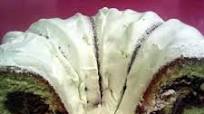Pistachio marble bundt cake Pistachio marble bundt cake
