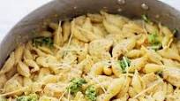 Chicken-Broccoli Shells and Cheese Chicken-Broccoli Shells and Cheese