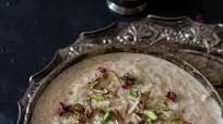 QUICK SEVIYAN KHEER (SWEET VERMICELLI WITH MILK) QUICK SEVIYAN KHEER (SWEET VERMICELLI WITH MILK)