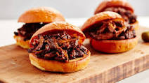 Easy Slow Cooker Pulled Pork Sliders Easy Slow Cooker Pulled Pork Sliders