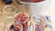 Spicy plum & apple chutney Spicy plum & apple chutney
