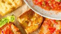 Spanish Tomato Bread (Pan Con Tomate) Spanish Tomato Bread (Pan Con Tomate)