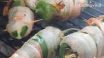 Jalapeños rellenos de queso manchego envueltos en tocino Jalapeños rellenos de queso manchego envueltos en tocino