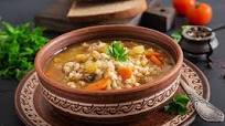 Cómo hacer consomé de pollo con garbanzos. Receta tradicional de la abuela Cómo hacer consomé de pollo con garbanzos. Receta tradicional de la abuela
