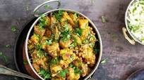 Aloo Gobi with Coconut Mint Mango Sauce & Naan • ZEST Aloo Gobi with Coconut Mint Mango Sauce & Naan • ZEST