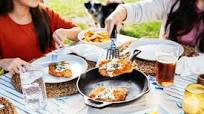 Pork Schnitzel with Mushroom Gravy | Lodge Cast Iron Pork Schnitzel with Mushroom Gravy | Lodge Cast Iron