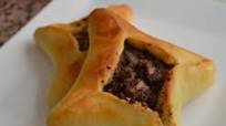Lebanese meat pies “sfeeha” Lebanese meat pies “sfeeha”