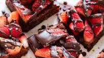 Vegan Chocolate Covered Strawberry Brownies Vegan Chocolate Covered Strawberry Brownies