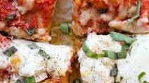 Fresh Tomato Pizza Sauce From 'The Kitchn Cookbook' Fresh Tomato Pizza Sauce From 'The Kitchn Cookbook'