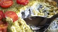 Quick & Easy Warm Caprese Dip (3 Ingredients!) - The BEST appetizer for a crowd! Quick & Easy Warm Caprese Dip (3 Ingredients!) - The BEST appetizer for a crowd!