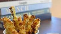 Wypróbujcie frytki z cukinii z sosem tzatziki Wypróbujcie frytki z cukinii z sosem tzatziki