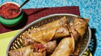 Lumpia Ayam Sayur (Chicken and Garlic Spring Rolls) Lumpia Ayam Sayur (Chicken and Garlic Spring Rolls)