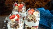 Strawberry Banana Granola Parfaits Strawberry Banana Granola Parfaits