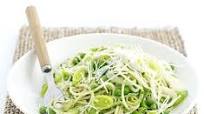 Spaghetti with leeks, peas & pesto Spaghetti with leeks, peas & pesto