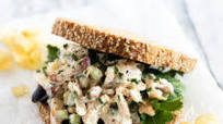 Easy Chicken Salad Recipe with Apples and Grapes Easy Chicken Salad Recipe with Apples and Grapes