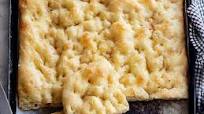 Schiacciata all’olio: la Ricetta originale della Schiacciata toscana Schiacciata all’olio: la Ricetta originale della Schiacciata toscana