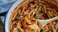 One Pot Healthy Chicken Parm Pasta One Pot Healthy Chicken Parm Pasta