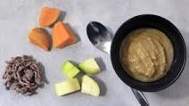 Baby food recipe with minced beef, sweet potato and zucchini Baby food recipe with minced beef, sweet potato and zucchini