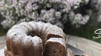 Easy Jam Bundt Cake Easy Jam Bundt Cake
