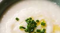 Simple Cauliflower Soup Simple Cauliflower Soup