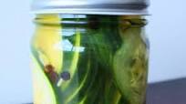 Insanely Easy Homemade Pickles Insanely Easy Homemade Pickles