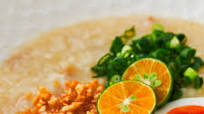Arroz Caldo (Filipino Chicken Porridge) Arroz Caldo (Filipino Chicken Porridge)