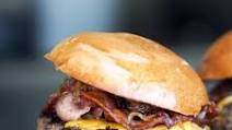 Basic Air Fryer Hamburgers Basic Air Fryer Hamburgers