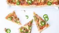 Pulled Pork Pizza with Pineapple and Jalapenos Pulled Pork Pizza with Pineapple and Jalapenos