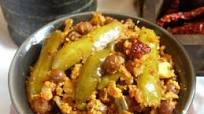 Kadle Manoli / Ivy gourd sukka Kadle Manoli / Ivy gourd sukka