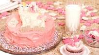 Sandra Lee's Strawberry Jam Cake Recipe Sandra Lee's Strawberry Jam Cake Recipe