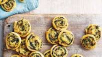 Cheesy mushroom and spinach pinwheels Cheesy mushroom and spinach pinwheels