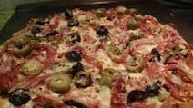 Muffaletta Pizza Muffaletta Pizza