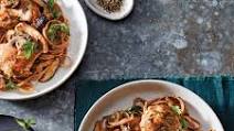 Slow-Cooker Chicken with Rosemary & Mushrooms over Linguine Slow-Cooker Chicken with Rosemary & Mushrooms over Linguine