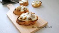 Crostini ai funghi porcini Crostini ai funghi porcini