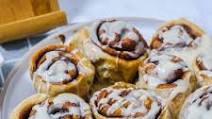 Easy Vegan Air Fryer Cinnamon Rolls Easy Vegan Air Fryer Cinnamon Rolls