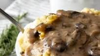Easy Vegan Mushroom Gravy (Oil-Free) Easy Vegan Mushroom Gravy (Oil-Free)