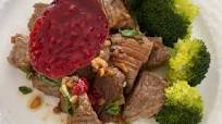 DIY Steak with Fresh Raspberry Sauce DIY Steak with Fresh Raspberry Sauce