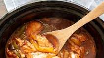 Slow Cooker Barbecue Chicken with Bell Peppers and Onions Slow Cooker Barbecue Chicken with Bell Peppers and Onions