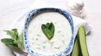 Mint and Cucumber Yogurt Sauce Mint and Cucumber Yogurt Sauce